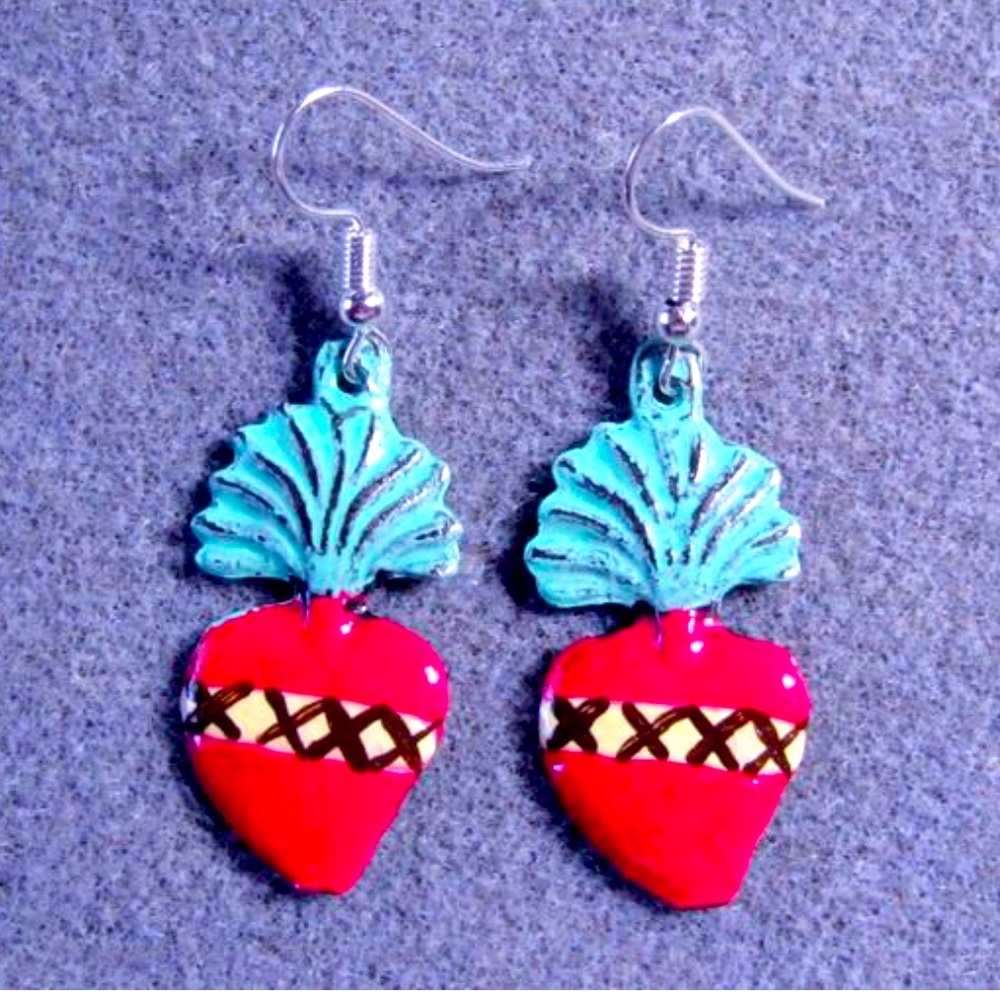 Sacred Heart Milagros Metal Dangle Earrings 1SH